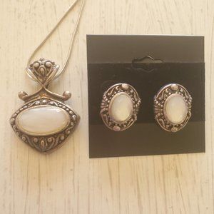 Vintage Moonstone Sterling Silver Necklace/Earrings Set